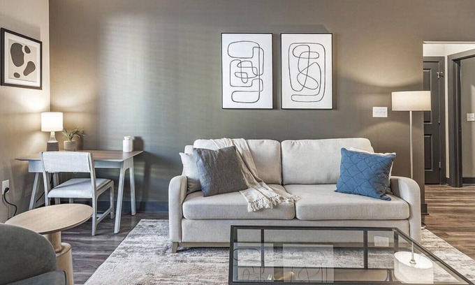 Fishers Apartamento | Landing at Spark Apartments - 2 Bedrooms in Downtown Fishers