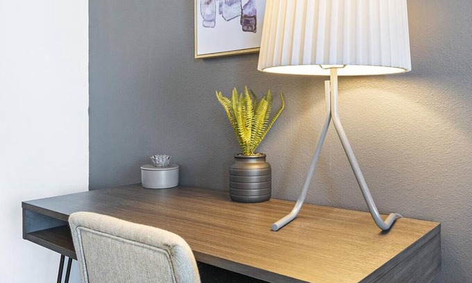 Garland Apartamento | Landing at The Hendry - 1 Bedroom in Downtown Garland