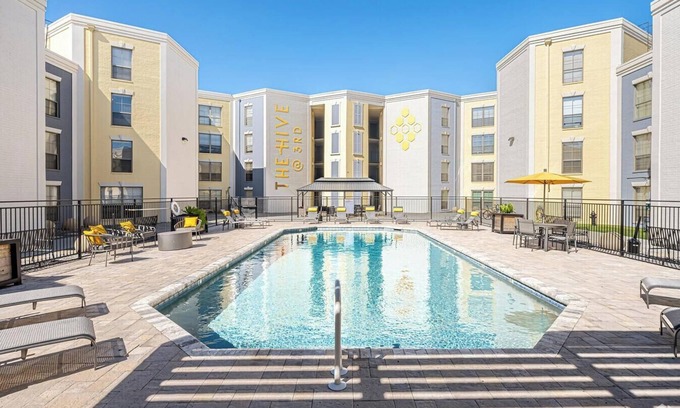 Mid City North Apartamento | Landing at The Hive - 2 Bedrooms in Mid City North