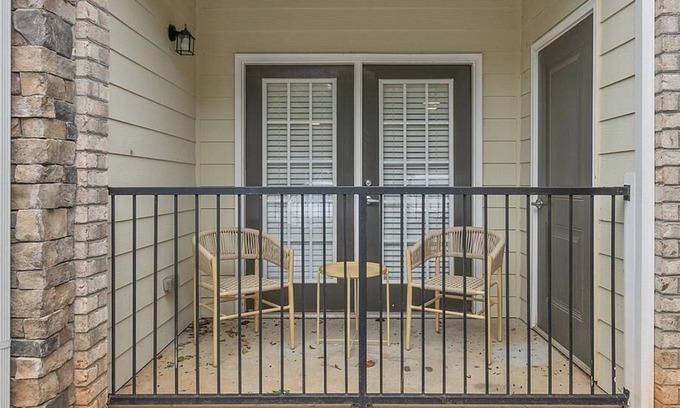 Greensboro Apartamento | Landing at The Plantation at Pleasant Ridge - 3 Bedrooms in Downtown Greensboro