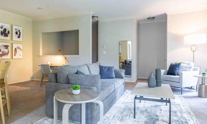 Germantown Apartamento | Landing at The Vineyards - 3 Bedrooms in Downtown Collierville