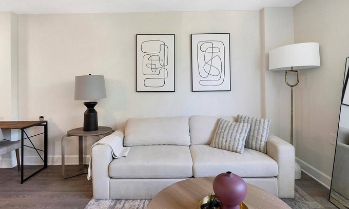 St. Petersburg Apartamento | Landing at The Wayland - 1 Bedroom in Downtown ...