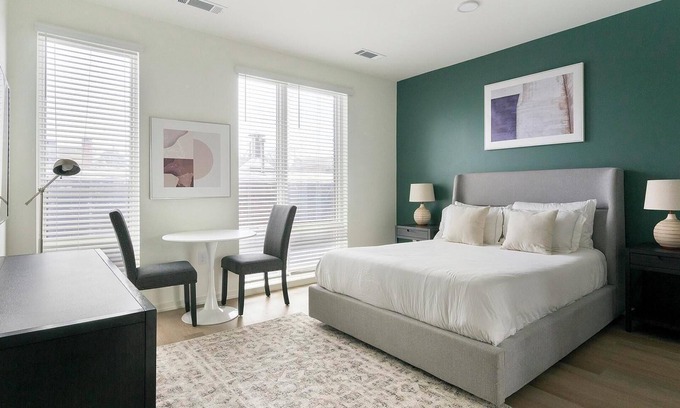 Durham Apartamento | Landing | Modern Studio, Gym, Rooftop Lounge