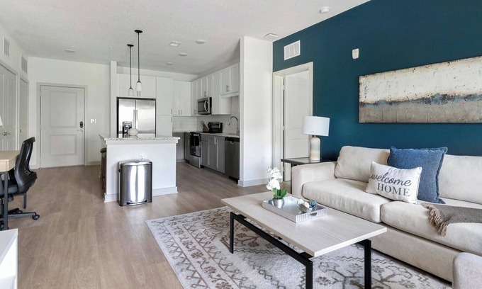 Jacksonville Apartamento | Landing | Stunning 2BD, Gym, Clubhouse