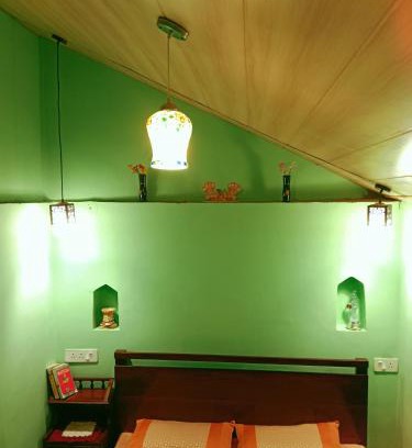 Landour Apartamento | Landour Apartment Beauty and Charm Kothri- Summer n Snow