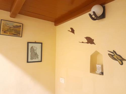 Landour Chalet De Esquí | Landour Chalet Mussoorie Cozy and Aesthetic Kothri Homestays