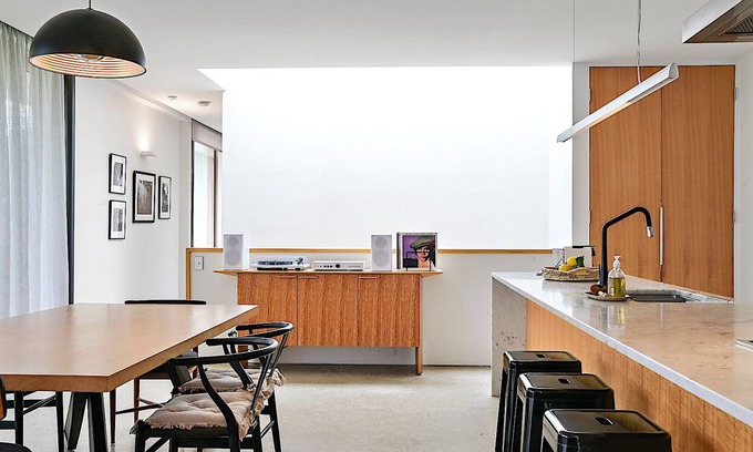 Launceston CBD Casa | Lane House: 2 BR, 2 BA House in Launceston, Sleeps 4