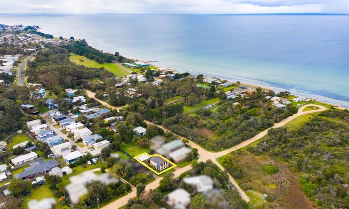St Leonards Casa | Lanigan's - By the Bay