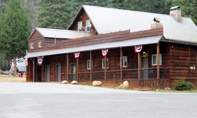 La Porte Cabina | Laporte Lodge-Armstrong / Mathews Cabaña en alquiler