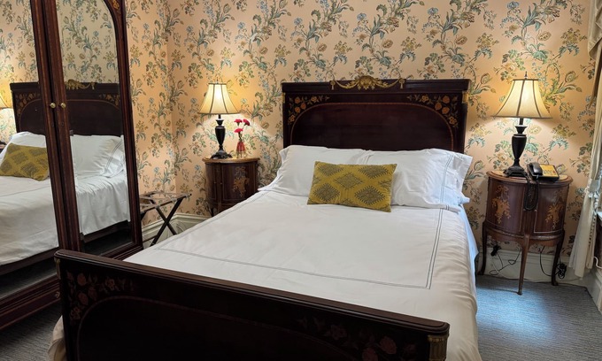 Nob Hill Hotel | Large 1 Bedroom Apartment