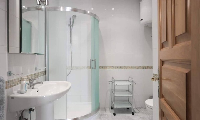 Sliema Apartamento | Large (180sq.m) apartment near the sea(5 min walking) , sea view