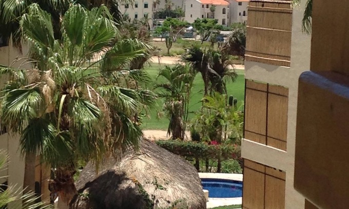 Campo de Golf Fonatur Condominio | 2 / cama 2 / baño con vistas al campo de golf y piscina