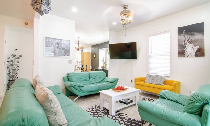 North Bergen Apartamento | Large 3-Bedroom Retreat in North Bergen – The Ultimate NYC Escape!