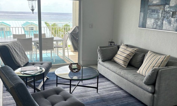 Savannah Condominio | Large 4 Bedroom Beach Front Condo