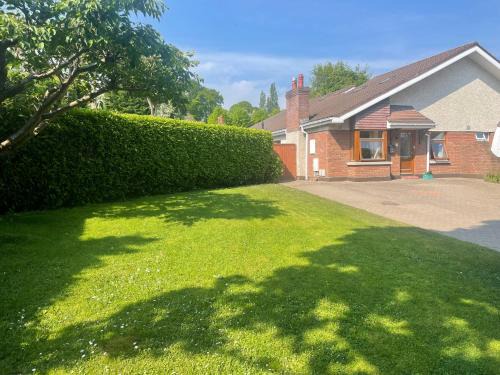 Dublin Casa | Large 5 Bedroom Home in Shankill South Dublin