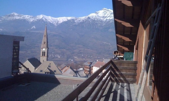 Saint-Leger-les-Melezes Apartamento | Apartamento grande, 7 personas, al pie de las pistas, Saint-Léger-les-Mélèzes