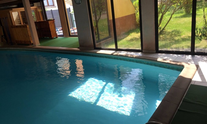 Wasselonne Casa | Habitación grande con aire acondicionado para 4 personas con acceso a la sauna a 25 minutos de Estrasburgo.
