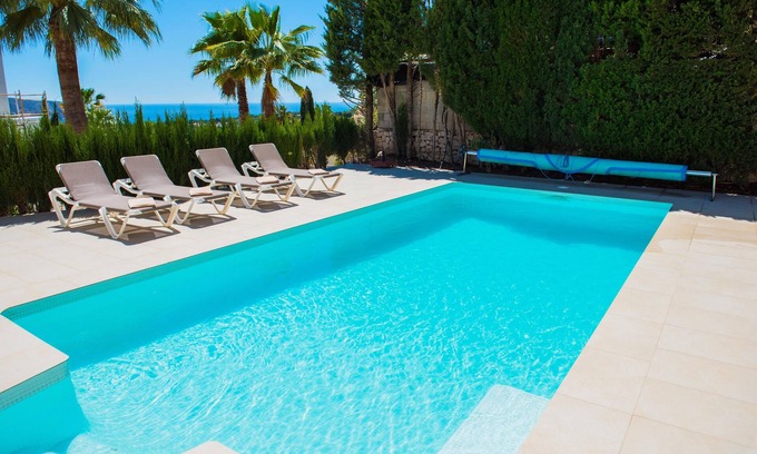 Benimeit Villa | Villa grande y confortable con piscina privada en Moraira, Costa Blanca, España para 10 personas