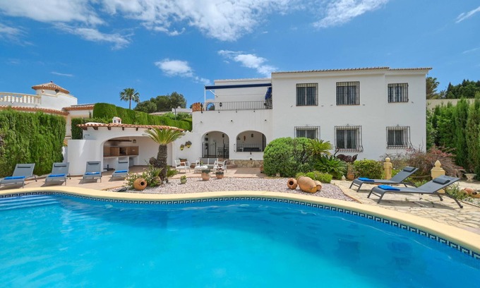 Balcon del Mar Villa | Villa grande y confortable en Javea, en la Costa Blanca, España con piscina privada para 8 personas