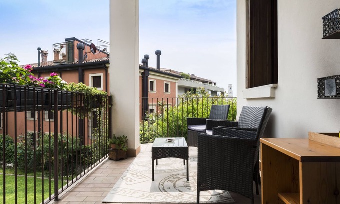 Borgo Trento Apartamento | Gran apartamento a 500 metros del centro histórico y 1.4km de la Arena