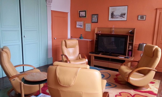 Dole Apartamento | Amplio apartamento en el centro, tranquilo, cómodo, té gratis, café.