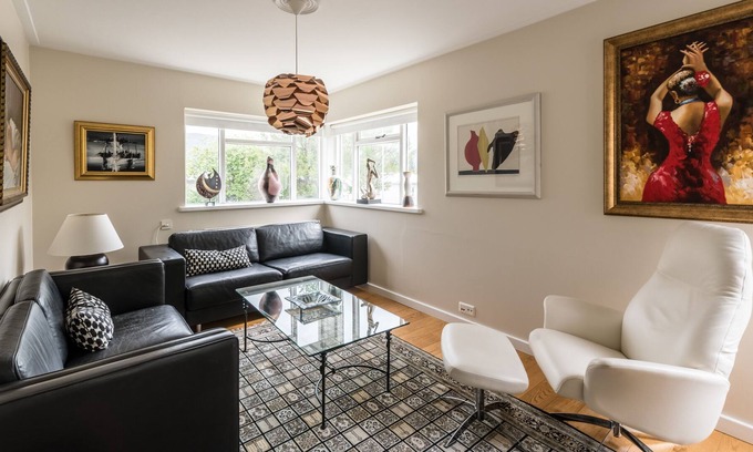 Akureyri Apartamento | Large Apartment on two floors, 4 rooms - 2 min from Downtown