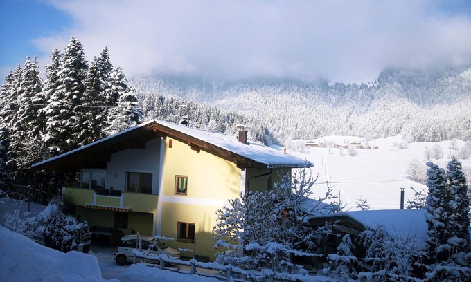 Soell Apartamento | Large apartment with garden, 2 minutes to the ski lift