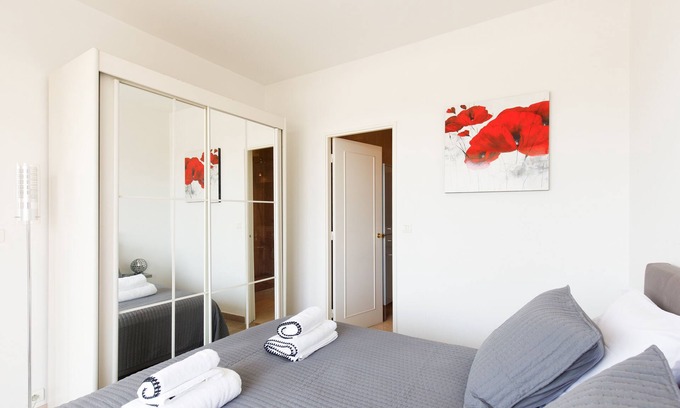 Pointe Croisette Apartamento | Large apartment with sea view, Palm Beach Cannes