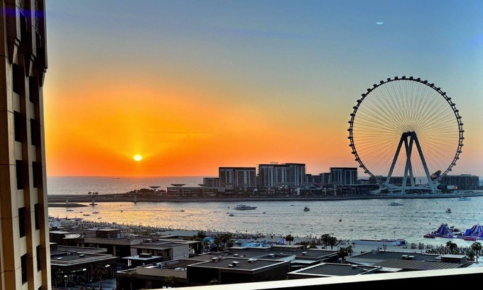 Dubai Marina Apartamento | Gran apartamento Dubai Jbr Beach Walk vista al mar y a la rueda
