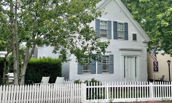 Provincetown Casa | Large Beautiful Family Home in the Heart of the West End! RPSH009