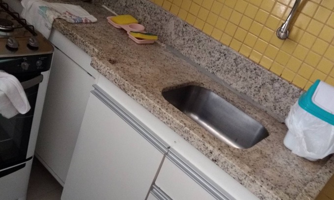 Nazare Apartamento | Cuarto 1/4 y amplio, área de servicio, lavadora. Ni siquiera sé por las escaleras