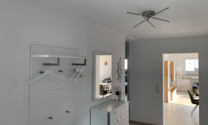 Mutlangen Apartamento | Apartamento grande, luminoso y recién amueblado con 120 metros cuadrados.