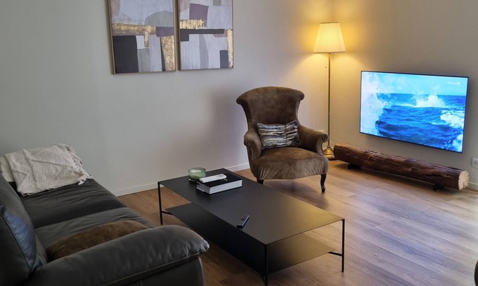 Ajaccio Apartamento | Large, bright T3, fully renovated, air-conditioned, city center and private parking.