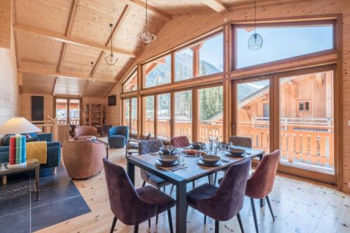 Chamonix-Mont-Blanc Chalet De Esquí | Large chalet for 10 with beautiful garden