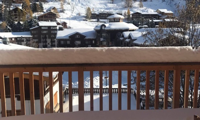 Allos Chalet De Esquí | DUPLEX GRANDE con chimenea, ideal para la estación de centro de la familia, esquís con los pies :))