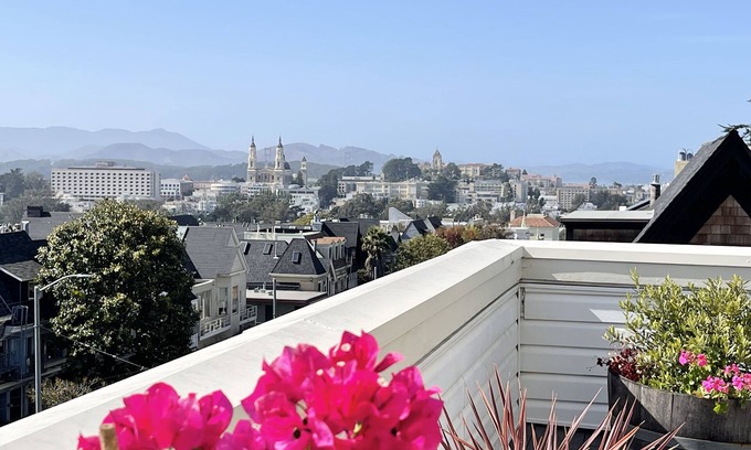Buena Vista Casa | Large Edwardian House, 5b3ba | Ocean View, Patio & Free Parking