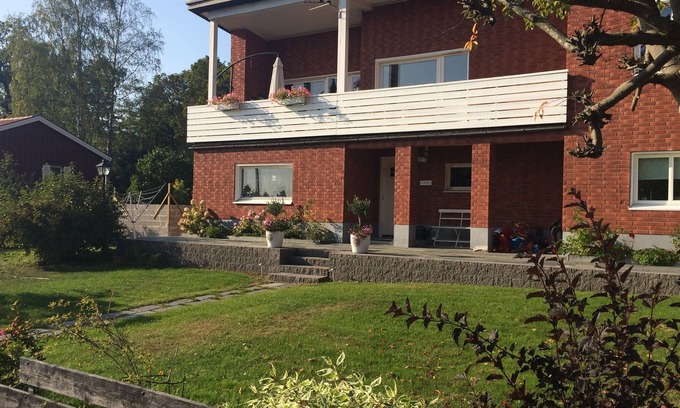 Ektorp Casa | Gran casa familiar con un bonito jardín, cerca de Estocolmo con la naturaleza a la vuelta de la esquina