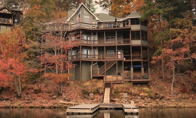 Santeetlah Casa | Retiro de familias numerosas de AlpenHaus ... El verano se acerca rápidamente, ¡reserve ahora!