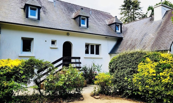 Le Faouet Casa | Large family home in the country in a large wooded park