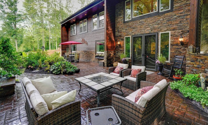 Delaware Casa | Large Family Home w/ Patios, Gas Grill + Fire Pit!