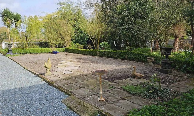 Kilcock Otro | Large Farm House, with loads of character and history,fireplaces in all bedrooms