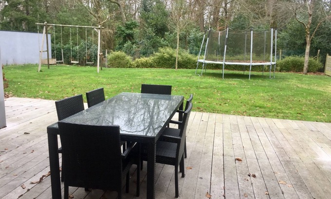 Saint-Sebastien-sur-Loire Casa | Gran casa contemporánea de 220M2 10 'de Nantes en un hermoso terreno