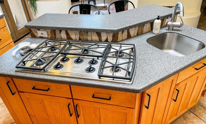 Rio Rancho Casa | Large gathering home with Theatre Room and space for your whole family.