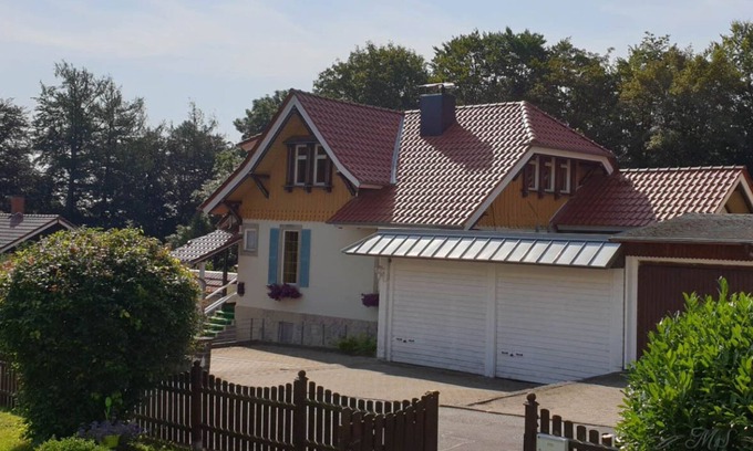 Bad Sachsa Casa | casa grande grupo con nueve dormitorios y seis baños en el sur de Harz