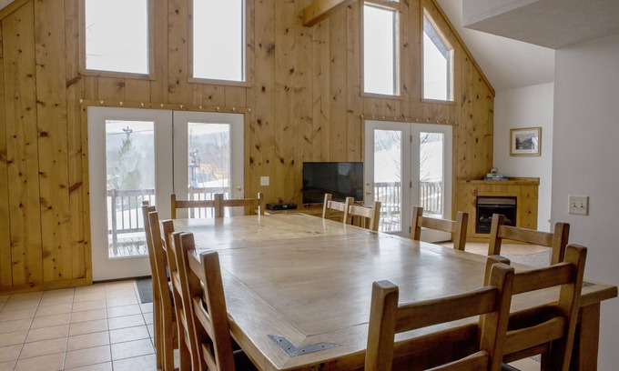 Ghent Chalet De Esquí | Winterplace Slope Side Ski in / out. Capacidad para grupos de 8, 12 o 26