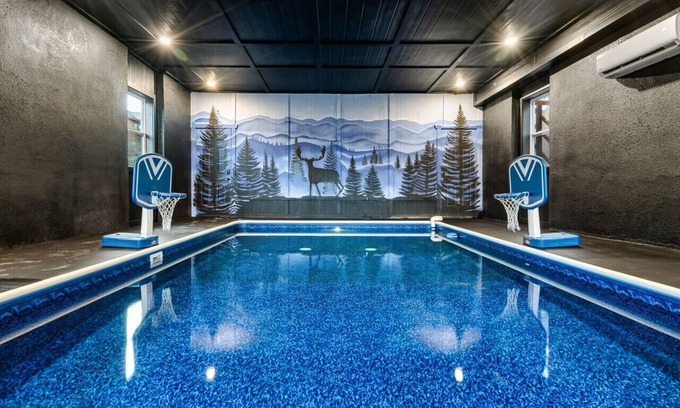 Caton Cabina | Sleeps 20! Large Heated Indoor Pool+Putt-Putt+Game Room