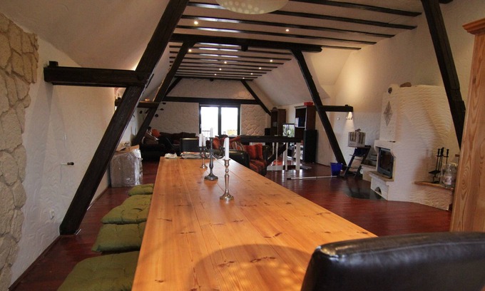 Muelheim Casa | Gran casa de vacaciones, 4-14 personas, salón / comedor de 90 m2. 2 chimeneas, sauna, billar, futbolín