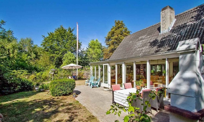 Hundested Casa | Large holiday home in a peaceful and scenic area