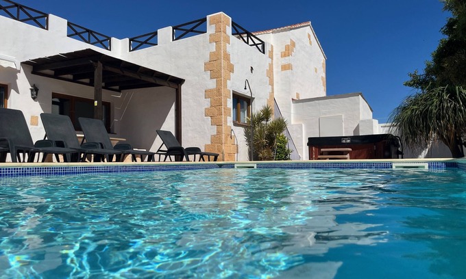 Casillas de Morales Casa | Large Home, Private Heated Pool and Hot-tub, In a Quiet Central Location