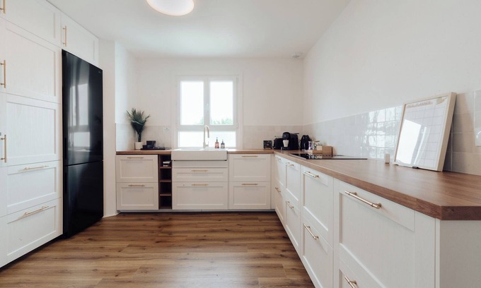 Nieul-sur-Mer Casa | Large house & annex, close to La Rochelle